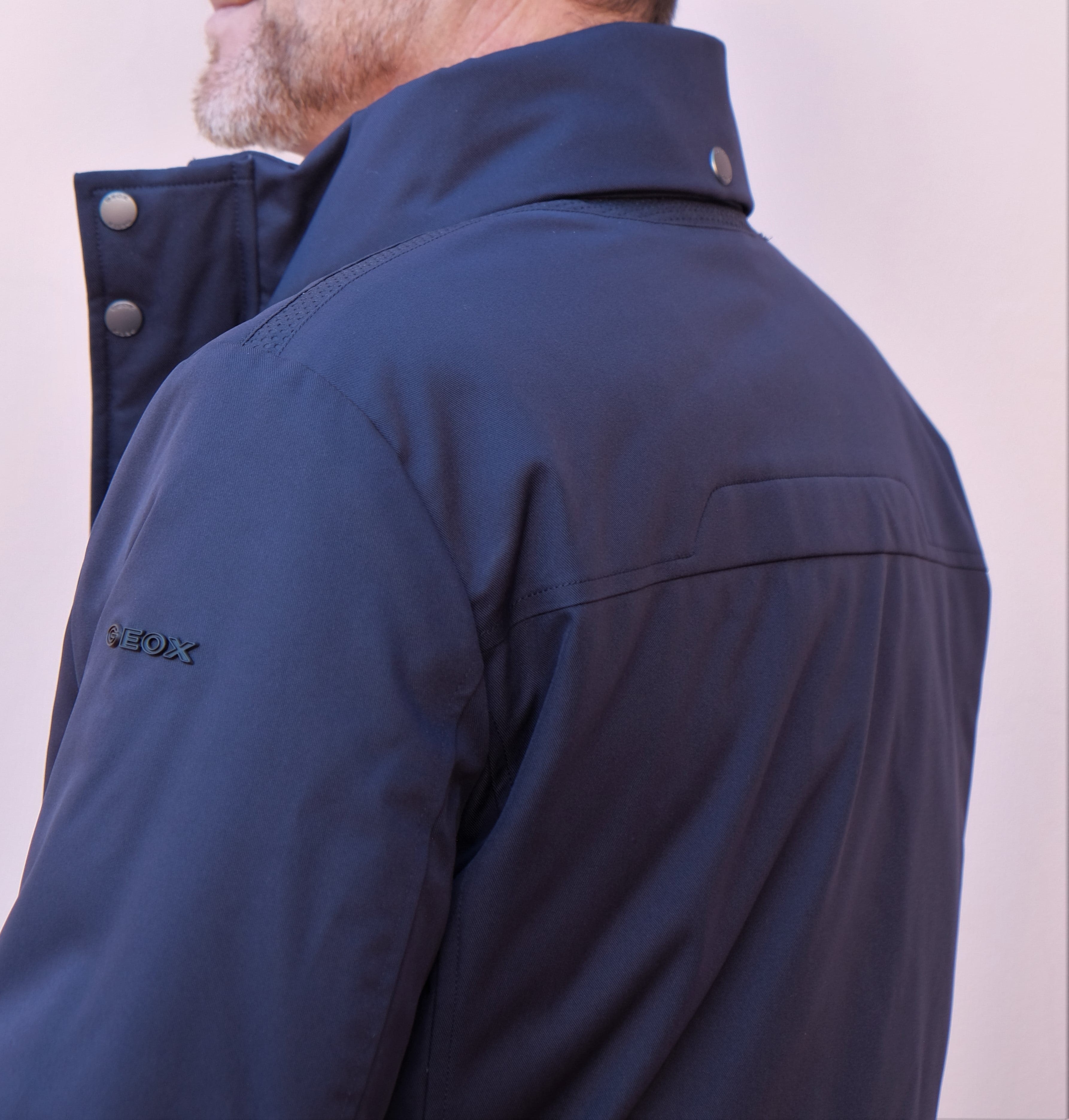 Geox - Giaccone impermeabile blu, repellente all'acqua e resistente al vento, Imbottitura ecologicWARM. Geox - Giaccone impermeabile blu, repellente all'acqua e resistente al vento, Imbottitura ecologicWARM - shopmonicamoda