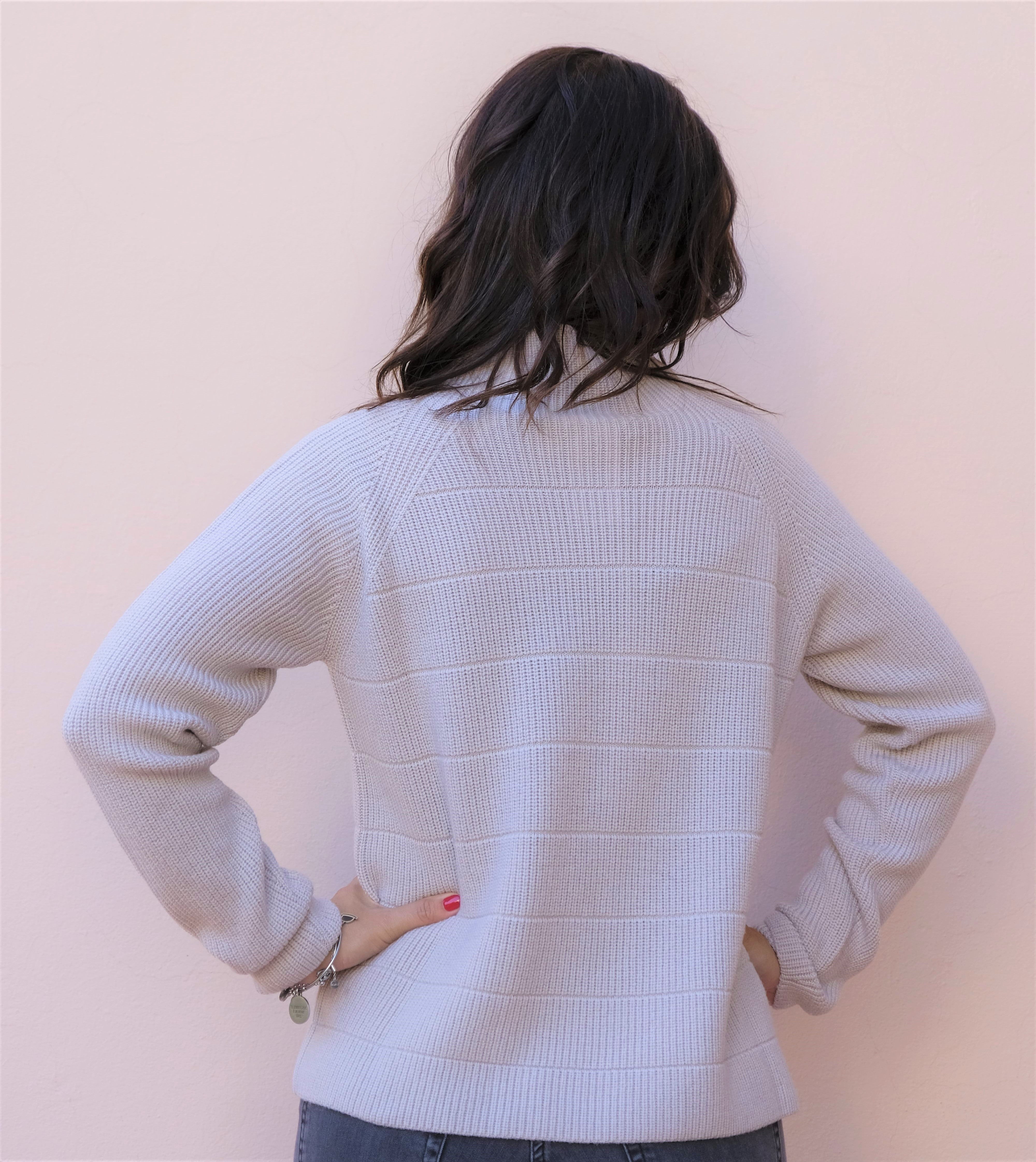 Giulia Valli - Maglia costa inglese, taglio a scatoletta, collo a cratere Giulia Valli - Maglia costa inglese, taglio a scatoletta, collo a cratere - shopmonicamoda