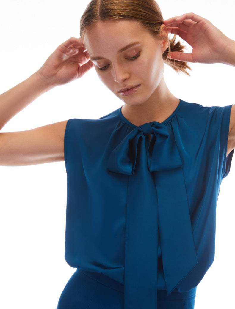 Pennyblack -Top in raso, girocollo color ottanio