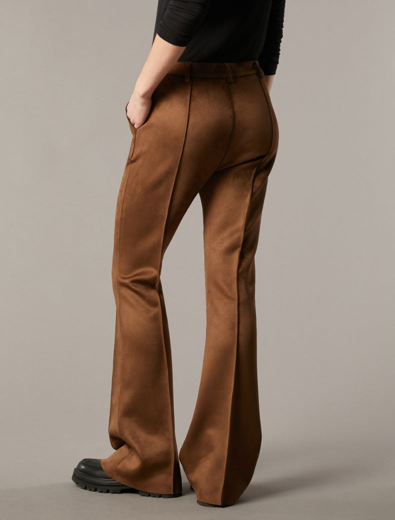 Pennyblack - Pantalone in jersey vellutato. Taglio slim fino al ginocchio e svasato al fondo.Vita regolare, tasche alla francese