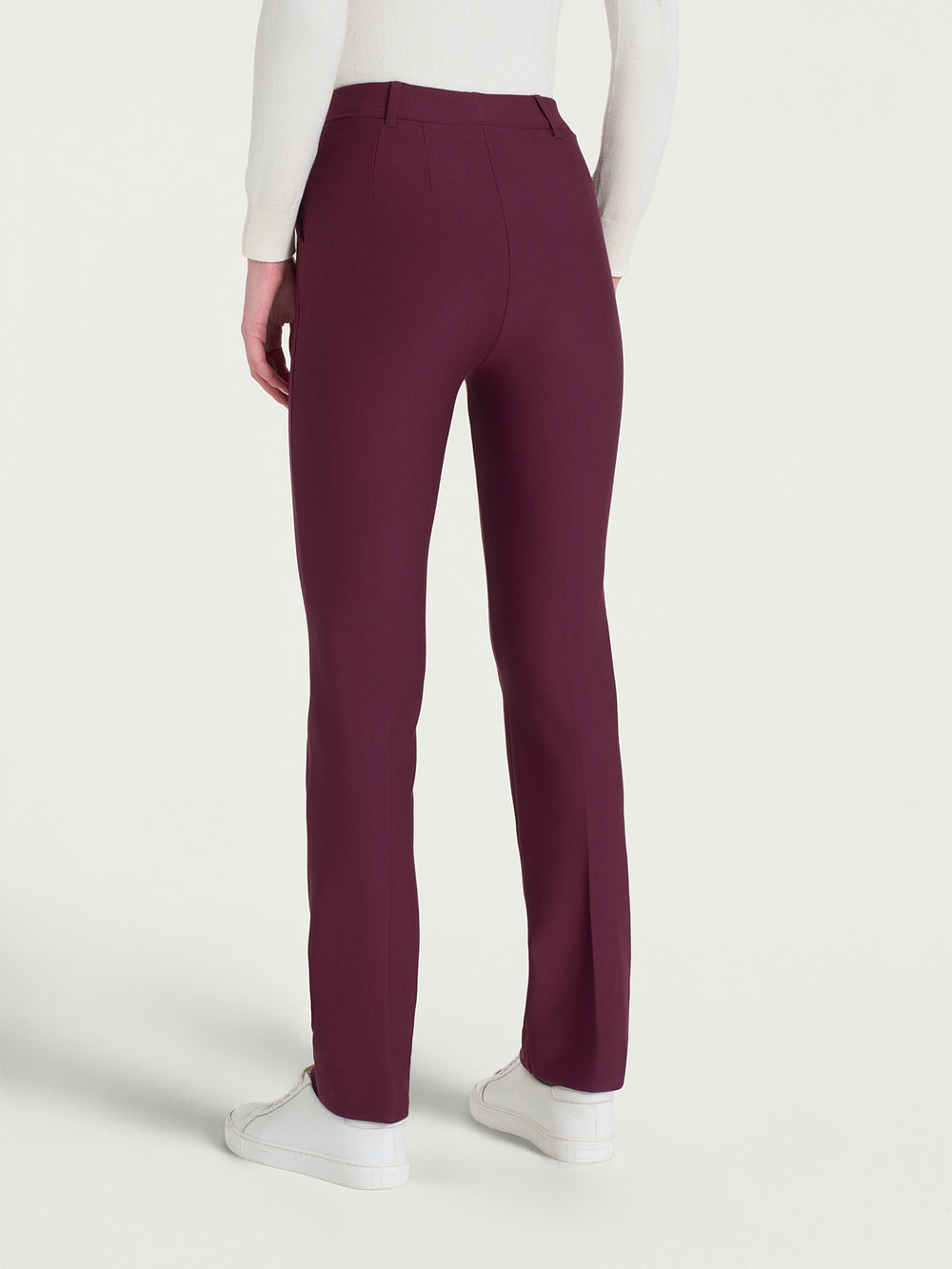 Ragno - Pantalone dritto con tasche in compact alla francese, vita elasticizzata con passanti per la cintura, linea regolare che cade dritta alla caviglia