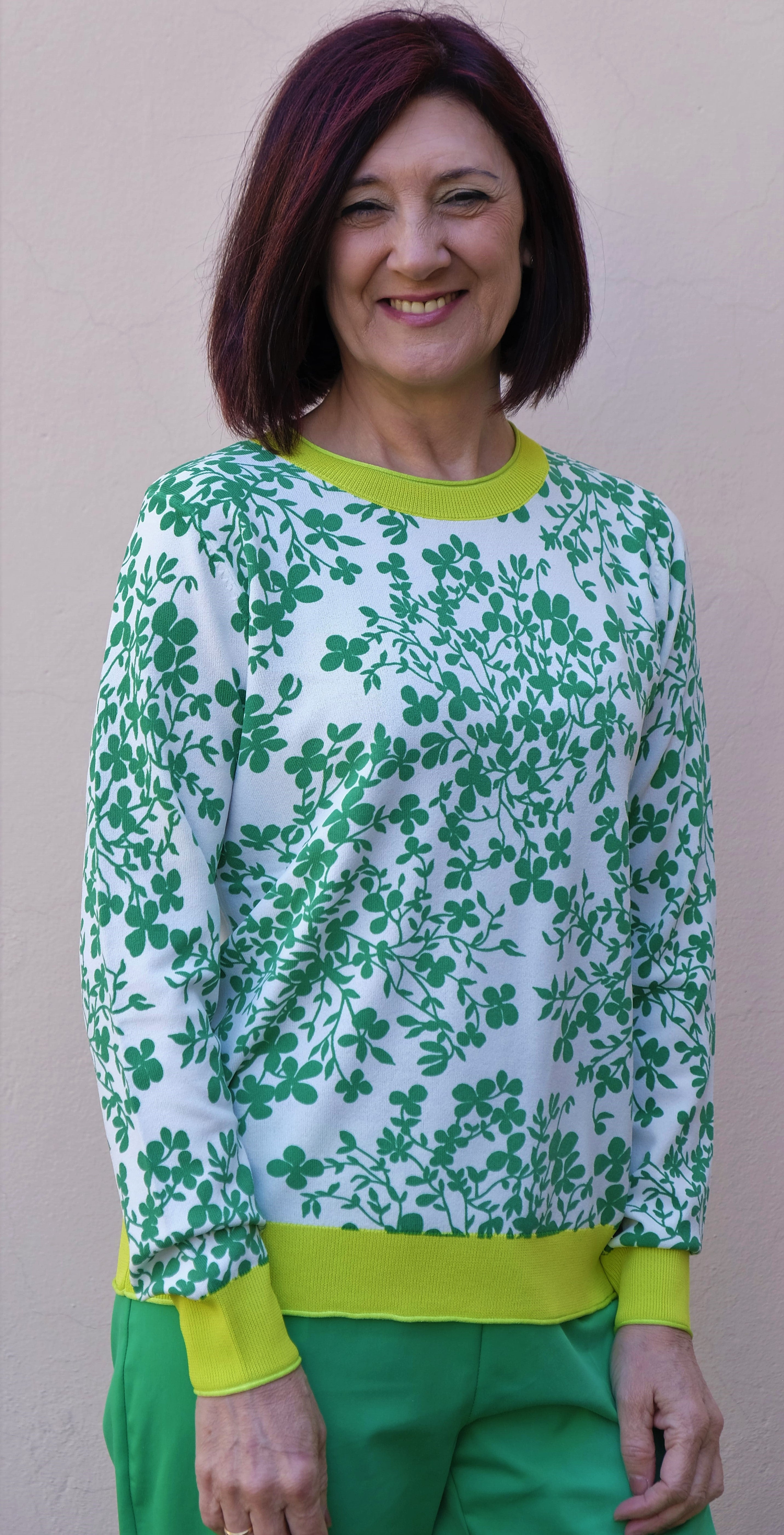Diana Gallesi - Maglia viscosa maniche lunghe, girocollo profilo a canete' verde acido, stampa a fiore - shopmonicamoda