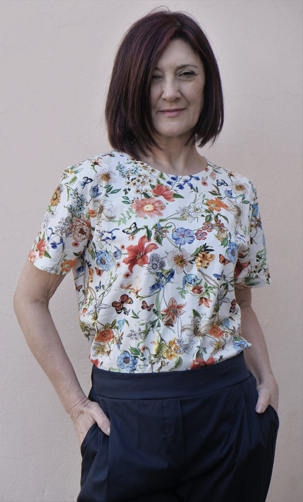 Linea Cinque - T-shirt girocollo mezzamanica fantasia floreale - shopmonicamoda