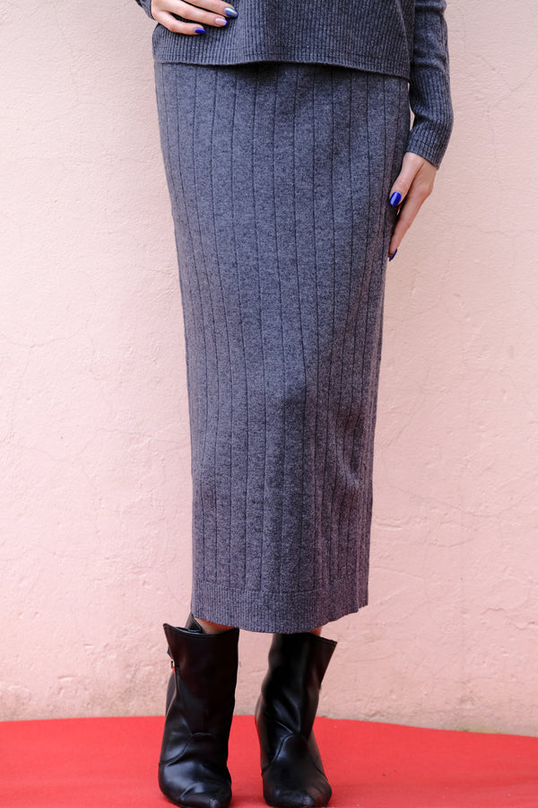 Pennyblack - Gonna midi in maglia a coste grigia.