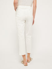Carica l&#39;immagine nel visualizzatore di Gallery, Pennyblack - Pantalone bianco cropped,  cotone stretch
