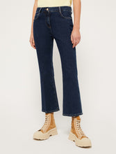 Carica l&#39;immagine nel visualizzatore di Gallery, Pennyblack - Pantaloni jeans taglio slim, leggermente svasato, lunghezza alla caviglia - shopmonicamoda
