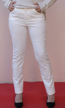 Carica l&#39;immagine nel visualizzatore di Gallery, Diana Gallesi - Pantalone bianco taglio jeans - shopmonicamoda
